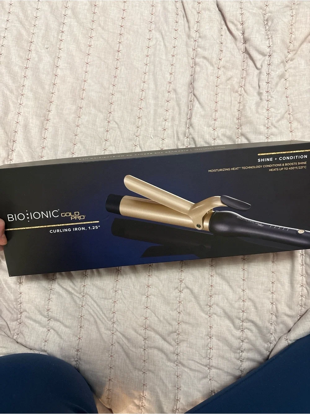 Gold and Black Ceramic Curling Iron - Professional Styling
